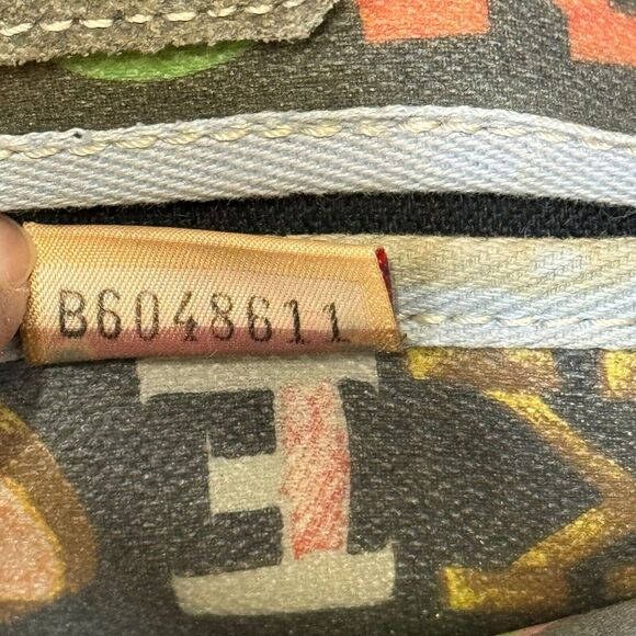 VINTAGE Y2K Dooney & Bourke Black Mini Tassels Graffiti Bag - Picture 4 of 7